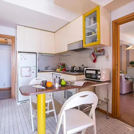 Appartement San Siro Sleeps 6