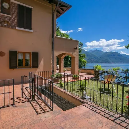 San Siro Sleeps 6 San Siro (Lombardy)